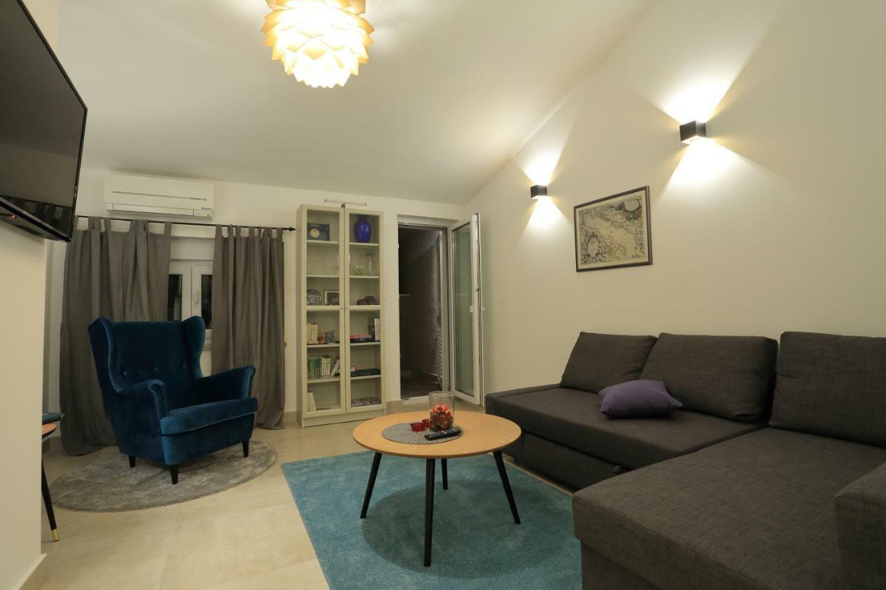 Apartments Bonvenon2Pula Luaran gambar